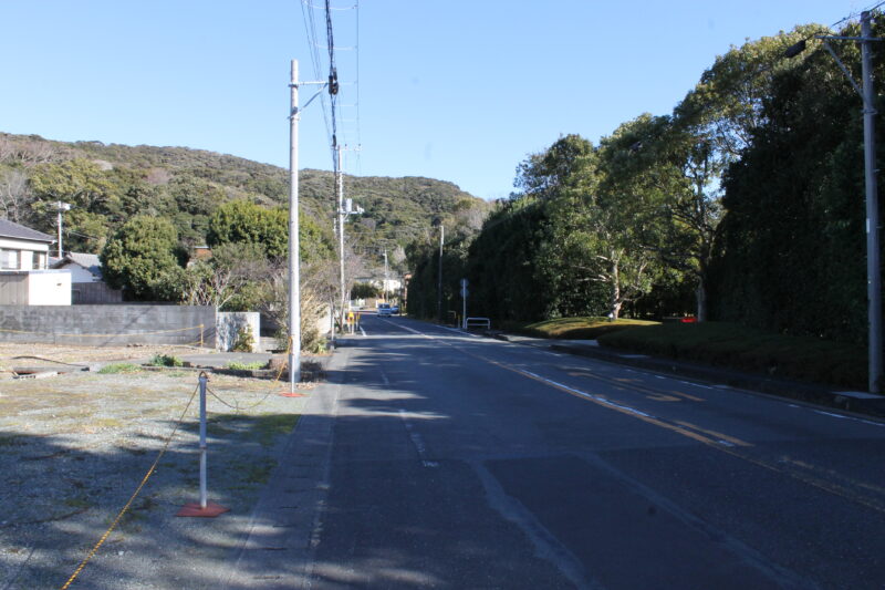 前面道路(弓ヶ浜海岸方向) (周辺) 前面道路(弓ヶ浜海岸方向) (周辺)